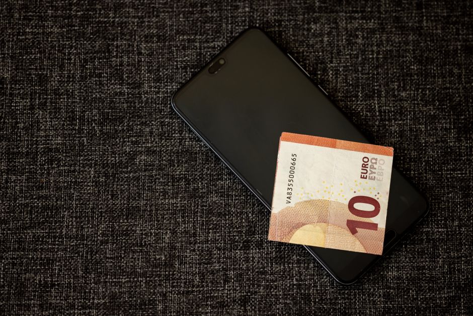 Top 10 Benefits of Using Mobile Money for Everyday Transactions