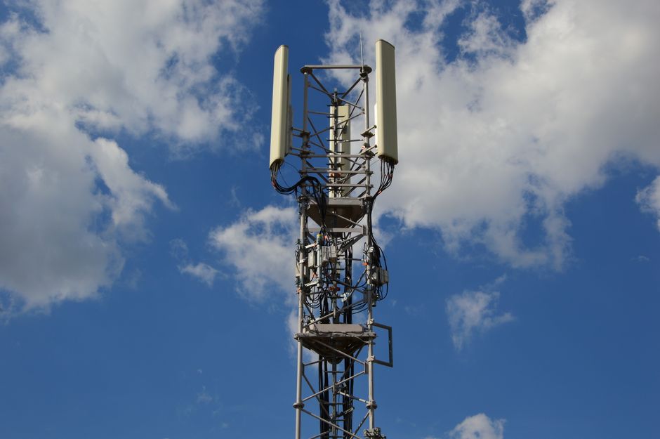 Mobile Security in 2025: Essential Threats and Defenses